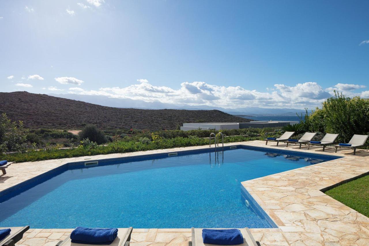 Lake And Sea Villa Tersanas Exterior foto